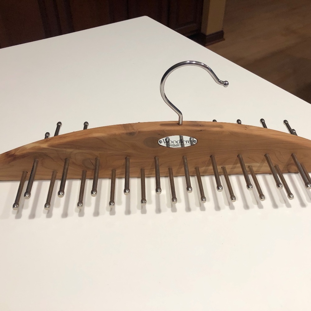 Woodlore 2 sided Wood Tie Belt Scarf Hanger Rack closet Organizer
